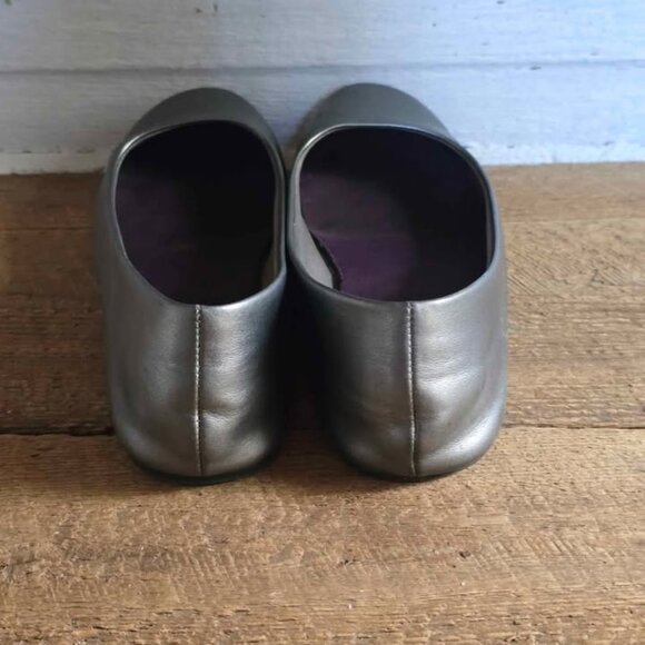 Size 8 Silver Predictions Ballet Flats Shoes - Picture 4 of 7